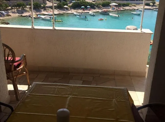 By The Sea Kanica, - 12847 *